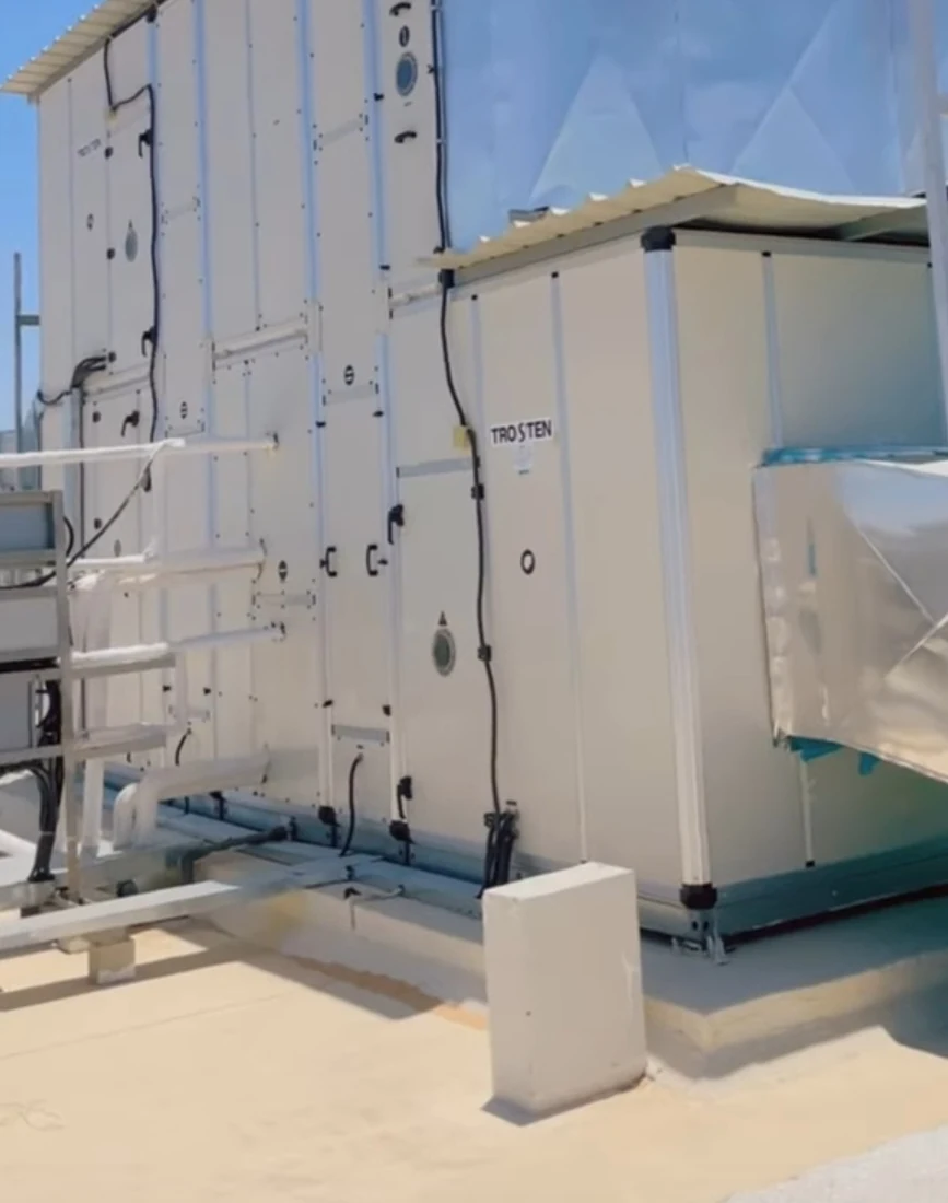 Chillers & Cooling Systems